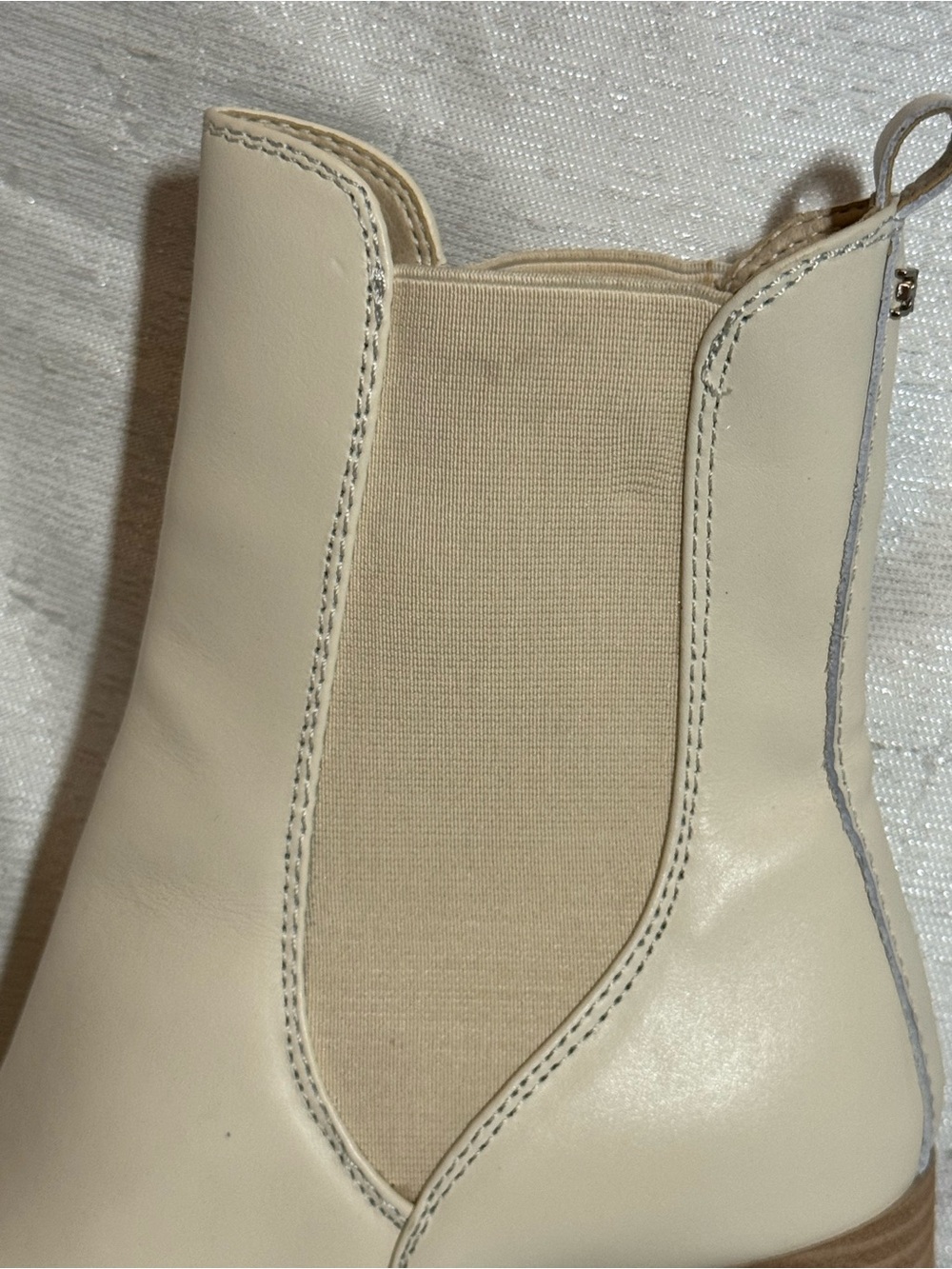 Sam Edelman Rollins Cream Leather Chelsea Block Heel Boots for Women - Picture 9 of 13